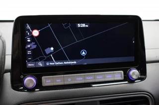 Hyundai Kona Hyundai Kona Electric Premium 64 kWh - Carplay, Camera, Leer, Stoelverw. - afbeelding nr 21