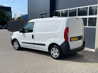 Fiat Doblò Fiat Doblò Cargo 1.3 MJ L1 Koelbox in laadruimte - afbeelding nr 3