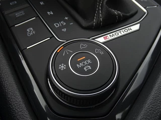 Volkswagen Tiguan Volkswagen Tiguan 2.0 TSI 4M. DSG / Highline R20 ed. / R-line / LED - afbeelding nr 31