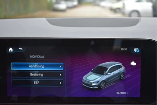 Mercedes-Benz B-Klasse Mercedes-Benz B-Klasse 250 e AMG Line | Open dak | Sfeerverl | DAB | Carbon | Carplay | Stoelverw | Full LED | AMG Velgen - afbeelding nr 21