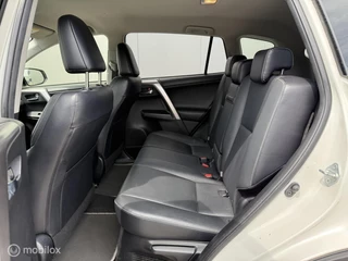 Toyota RAV4 Toyota RAV4 2.5 Hybrid AWD Exe aut. Leder, Dealer, AWD - afbeelding nr 19