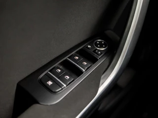 Kia Ceed Sportswagon (APPLE CARPLAY, GROOT NAVI, CAMERA, CLIMATE, SPORTSTOELEN, TREKHAAK, CRUISE, DAB+, NIEUWSTAAT) - afbeelding nr 22