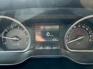 Peugeot 2008 Peugeot 2008 1.2 PURETECH ALLURE - afbeelding nr 14