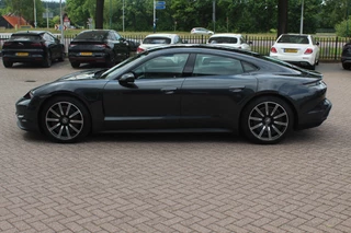 Porsche Taycan Porsche Taycan 4S Performance 84 kWh / SoH 90% / Panoramadak / Camera / Luchtvering / Achterasbesturing / 20'' / Bose / Sportchrono / ACC / Stuurverwarming / Warmtepomp / DAB / Stoelverwarming - afbeelding nr 8