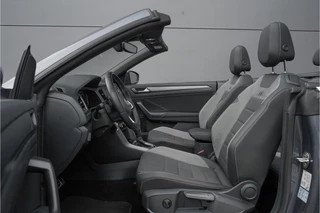 Volkswagen T-Roc Volkswagen T-Roc Cabrio 1.5 TSI R-Line ACC CarPlay Virtual Cockpit 18