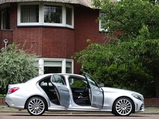 Mercedes-Benz C-Klasse Mercedes-Benz C-Klasse 200 183PK+ Premium Pack / AMG-pakket / 2019 / LED - afbeelding nr 4