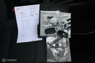 Toyota Corolla Toyota Corolla 2.0 Hybrid Business Plus | Stoel en Stuurverwarming | JBL Sound | Carplay | - afbeelding nr 20