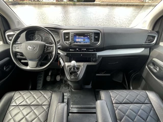 Toyota ProAce Toyota ProAce Worker 2.0 D-4D Black Line Long Trekhaak/Leder/Camera/Carplay/Navi/PDC/17