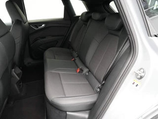 Audi Q4 e-tron 12% bijtelling Navigatie Bluetooth ACC Keyless Clima Camera Pdc Led Stoelverwarming - afbeelding nr 15