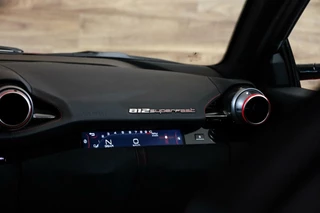 Ferrari 812 Superfast Ferrari 812 V12 Superfast|Full Carbon|Pass Display|JBL|Camera| - afbeelding nr 14
