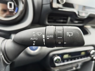 Toyota Yaris Toyota Yaris 1.5 Hybrid Executive | Navi | Parkeersensoren | Android Auto - afbeelding nr 12