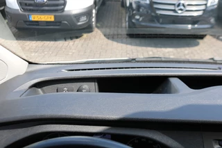 Ford Transit Custom Ford Transit Custom 2.0 TDci L1 H1 Airco Navigatie Inrichting Imperiaal - afbeelding nr 37