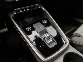 Audi A3 Audi A3 Limousine 30 TFSI Sport Automaat (APPLE CARPLAY, GROOT NAVI, GETINT GLAS, SPORTSTOELEN, CRUISE, CLIMATE, LANE ASSIST, NIEUWSTAAT) - afbeelding nr 10