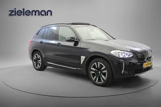 BMW iX3 Executive 80 kWh - Carplay, Panorama, Camera, Leer, Memory, Stoelverw. SOH 98,2%