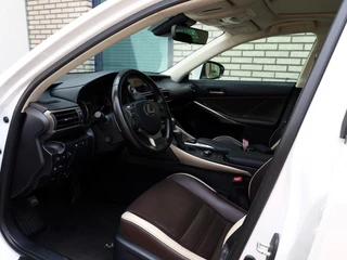 Lexus IS - afbeelding nr 3