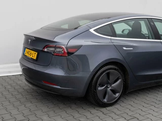 Tesla Model 3 Tesla Model 3 Standard RWD Plus 60 kWh | Zwart leder | Autopilot | Premium audio | Trekhaak - afbeelding nr 40