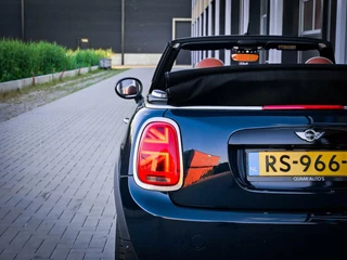 MINI Cooper Cabrio Mini Cooper Cabrio 1.5 | LEDER | H&K | HUD | CAMERA | ORG. NL | FULL OPTION! - afbeelding nr 12