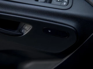 Mercedes-Benz Sprinter Mercedes-Benz Sprinter 316 2.2 CDI L2H2 7G-tronic | Distronic | LED | Gr.lichtass. | Standkachel | Lane Assist | Leer | Stoelverwarming | 17
