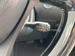 Toyota C-HR Toyota C-HR 1.8 Hybrid Team D AUT. | 1e eigenaar | navigatie | stoel/stuurverw. | camera | carplay | parkeersensoren - afbeelding nr 30