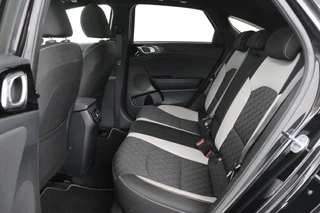 Kia ProCeed Kia ProCeed 1.5 T-GDi GT Line | Panoramadak | Carplay |  Camera | Navigatie | Climate control | PDC | Cruise control | Bluetooth | Getint glas - afbeelding nr 10