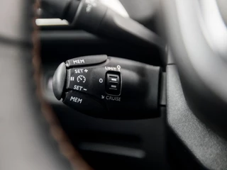 Peugeot 3008 (GROOT NAVI, APPLE CARPLAY, VIRTUAL COCKPIT, 360 CAMERA, GETINT GLAS, CRUISE, CLIMATE, ELEK PAKKET, ARMSTEUN, SPORTSTOELEN, LM VELGEN, PARKEERSENSOREN, NIEUWE APK, NIEUWSTAAT) - afbeelding nr 21