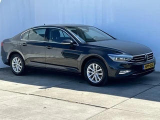 Volkswagen Passat Volkswagen Passat 1.5 TSI 150pk Business FULL LED I NAVI + CAMERA I ELEC. KLEP I DEALER O.H. - afbeelding nr 4