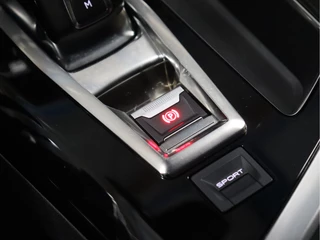 Peugeot 3008 [TREKHAAK, CAMERA, APPLE CARPLAY, ANDROID AUTO, CRUISE, NIEUWSTAAT] - afbeelding nr 21