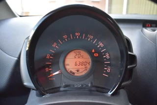 Toyota Aygo Toyota Aygo 1.0 VVT-i x-fun  Airco | Bluetooth | Dealer Onderhouden | - afbeelding nr 6