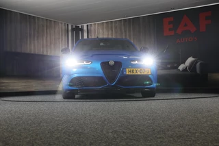 Alfa Romeo Giulia Alfa Romeo GIULIA 2.0 T GME AWD Tributo Italiano / FACELIFT / Digital Cockpit / Acc / HK / Leder / Elek Stoelen / Camera / 19 Inch - afbeelding nr 30