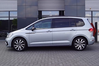 Volkswagen Touran Volkswagen Touran 1.5 TSI DSG R-Line Black st/ 7Pers./Panodak /trekhaak wegkl./ACC - afbeelding nr 5