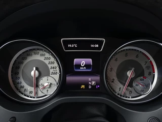Mercedes-Benz CLA Mercedes-Benz CLA Shooting Brake 180 automaat / 45 AMG Ed. 1 / OrangeArt / LED - afbeelding nr 19