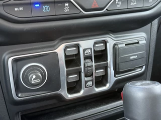 Jeep Wrangler Jeep Wrangler Unlimited 4xe 380 Sahara - afbeelding nr 10