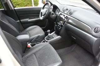 Suzuki Vitara Suzuki Vitara 1.4 Style Smart Hybrid - afbeelding nr 26