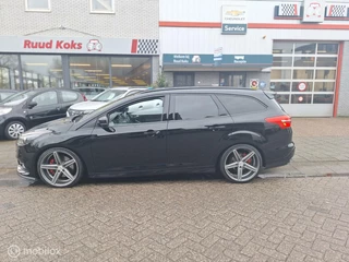 Ford Focus FORD FOCUS WAGON 2.0 ST - afbeelding nr 2