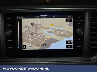 Volkswagen Crafter Volkswagen Crafter 2.0 TDI 141pk L3H2 L2H1 Euro6 Airco | 3000kg Trekhaak | Camera | Navigatie | Apple Carplay Android Auto, Cruisecontrol, Parkeersensoren, Dakdragers, Bijrijdersbank - afbeelding nr 4