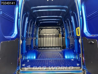 Iveco Daily Iveco Daily 35C21 2025 model! 210PK Automaat Dubbellucht L2H2 LED ACC 3.5t trekhaak Navi L2H2 12m3 Airco Trekhaak - afbeelding nr 6