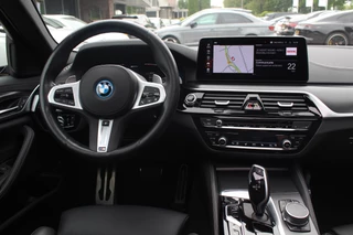 BMW 5 Serie BMW 5 Serie Touring 530e Business Ed. M Sport / Trekhaak / Panoramadak / Head-up / 19'' / Laser LED / Sfeerverlichting / Leder / Safety-pack / Stuurverwarming / Cruise Control - afbeelding nr 9