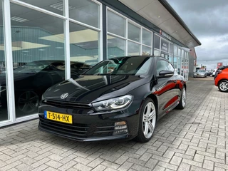 Volkswagen Scirocco Volkswagen Scirocco 1.4 TSI Allstar | R-Line | Stoelverwarming | Climate Control | PDC | Achteruitrijcamera | Navi | Cruise Control | Half Leder | - afbeelding nr 31