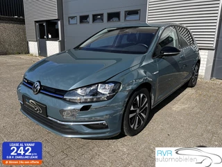 Volkswagen Golf - 484216759-0