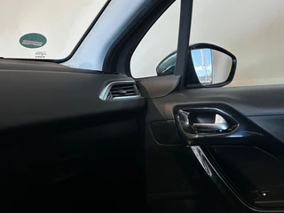 Peugeot 208 Peugeot 208 1.2 PURETECH STYLE RIJKLAAR l LMV l NAVI l AIRCO l - afbeelding nr 32