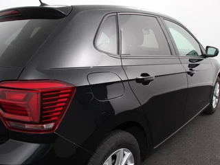 Volkswagen Polo Volkswagen Polo 1.0 TSI 110pk Highline Navigatie Apple Carplay/Android Auto Parkeersensoren Stoelverwarming Ledverlichting Getinte ramen Climate Control - afbeelding nr 28
