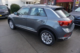 Volkswagen T-Roc VOLKSWAGEN T-Roc 1.5 TSI 150pk 7-DSG Style Carplay Camera El.achterklep - afbeelding nr 6