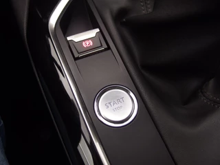 Peugeot 3008 Peugeot 3008 1.2 PureTech Blue Lease Premium TREKHAAK / LEDER / FOCAL SOUND / CAMERA / FULL LED / KEYLESS / NL-AUTO - afbeelding nr 29