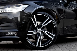 Volvo V90 Volvo V90 2.0 D4 Momentum | 21'' R-Design Velgen | Trekhaak wegklapbaar | ACC | Lederen Bekleding | - afbeelding nr 27