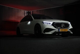 Mercedes-Benz E-Klasse Mercedes-Benz E-klasse 300 e AMG 63 Look / HYPERSCREEN / Acc / Lane Assist / Dode Hoek / Elek Stoelen / Memory / Sfeer / 21 i - afbeelding nr 3