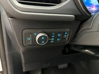 Ford Kuga Ford Kuga 2.5 PHEV Titanium 225pk | Driver Assistance Pack | Winterpack | Wegklapbare Trekhaak | All Season Michelin Cross Climate | 1.500kg Trekgewicht - afbeelding nr 13