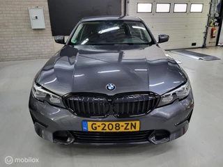 BMW 3 Serie BMW 3-serie 320i Executive Edition Aut./Digitaal dash/Nap! - afbeelding nr 4