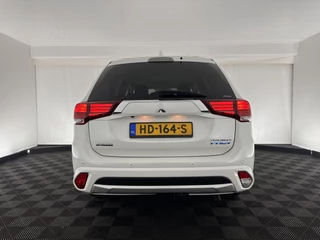 Mitsubishi Outlander Aut. * FULL-LEATHER | KEYLESS | ROCKFORD-AUDIO | FULL-LED | TOPVIEW-CAMERA | NAVI-FULLMAP | SHIFT-PADDLES | ECC | PDC | CRUISE | DAB+ | COMFORT-SEATS | 18''ALU* - afbeelding nr 5