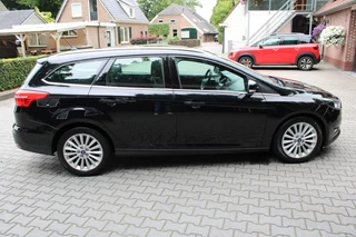 Ford Focus Ford Focus Wagon 1.0 TITANIUM - Navi Clima Parkeersensoren - afbeelding nr 5