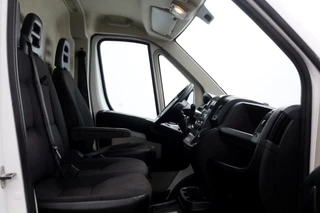 Peugeot Boxer Peugeot Boxer 2.0 BlueHDI Euro6 L2H2 Premium Airco 06-2018 - afbeelding nr 3